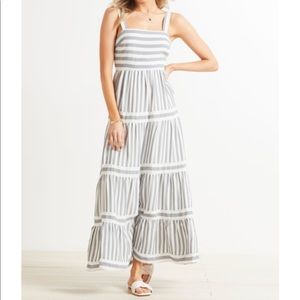 Evereve Elara Dress L NWT